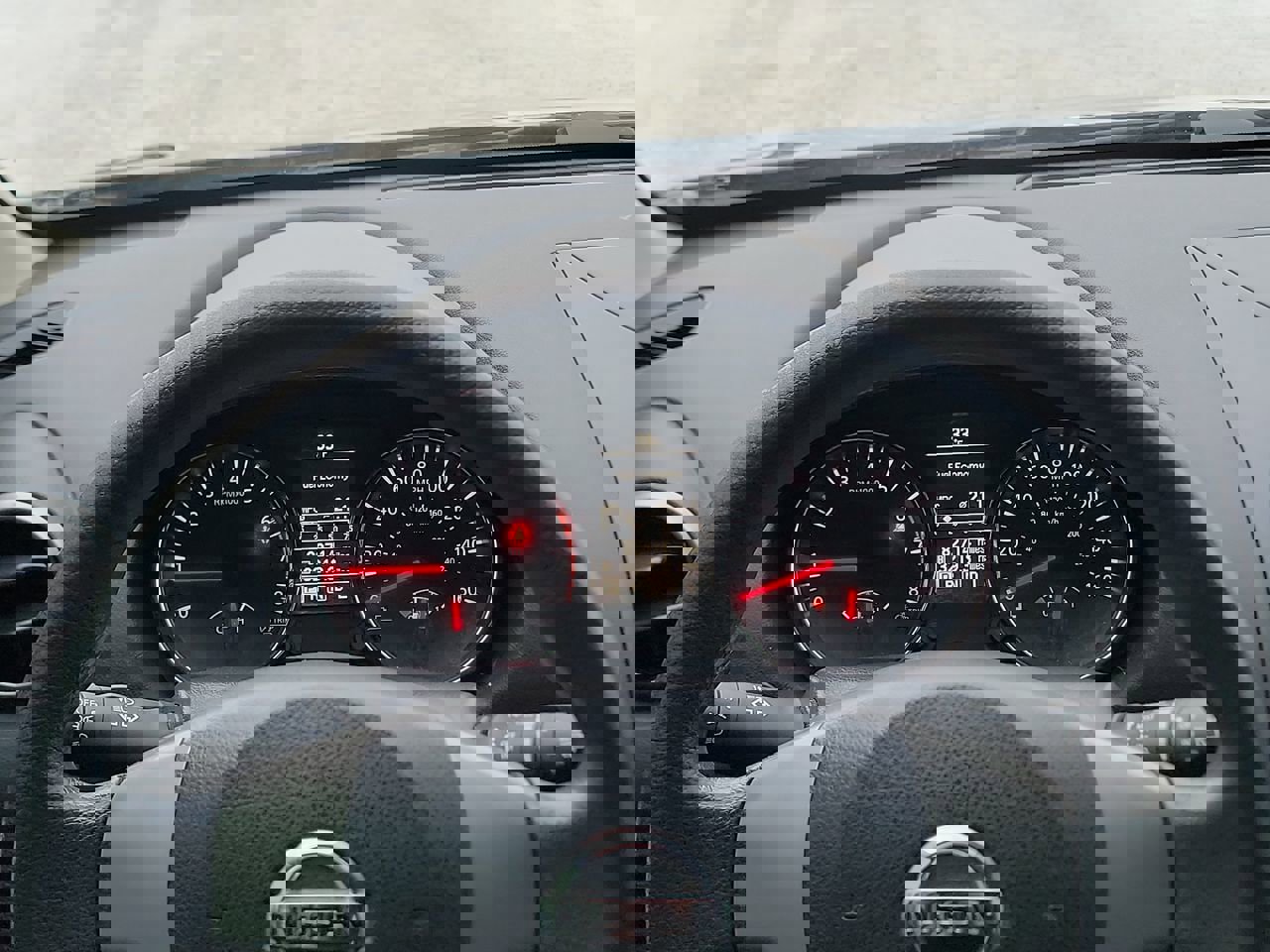 Used 2015 Nissan Rogue S image 15