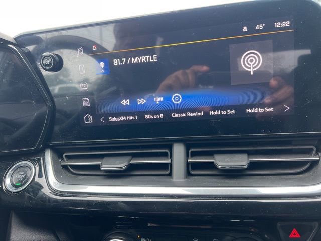 Used 2024 Chevrolet Trax RS w/ Driver Confidence Package image 16