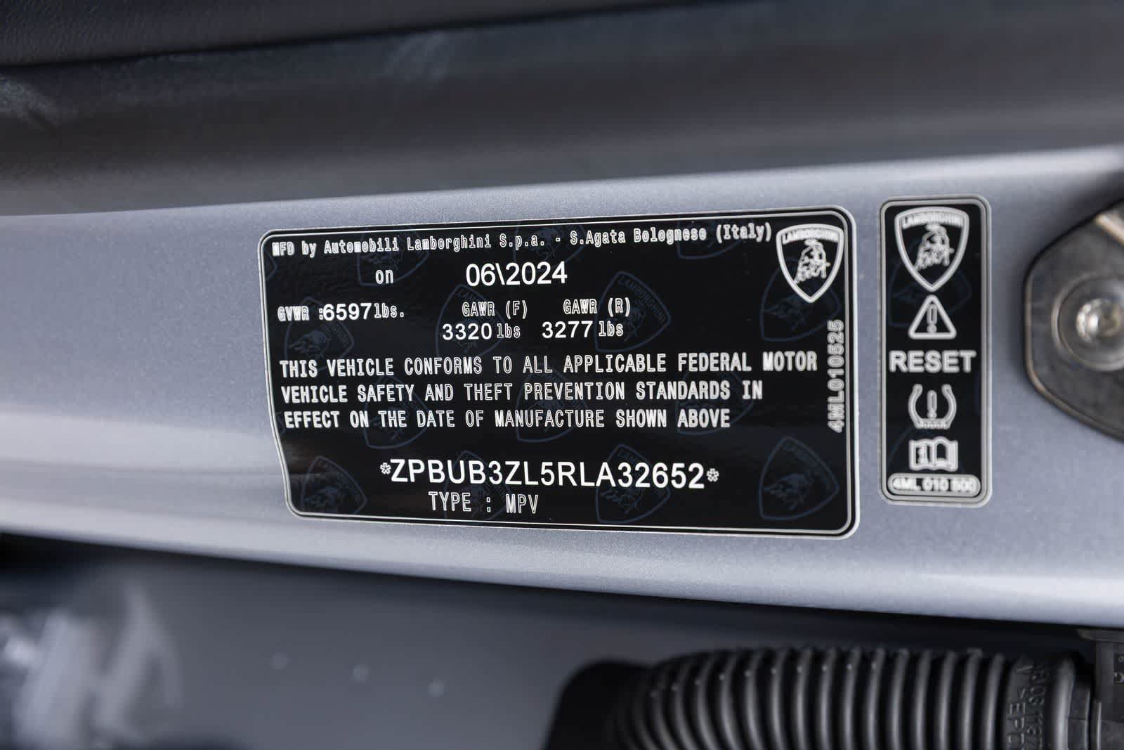 Used 2024 Lamborghini Urus S AWD/4WD image 21