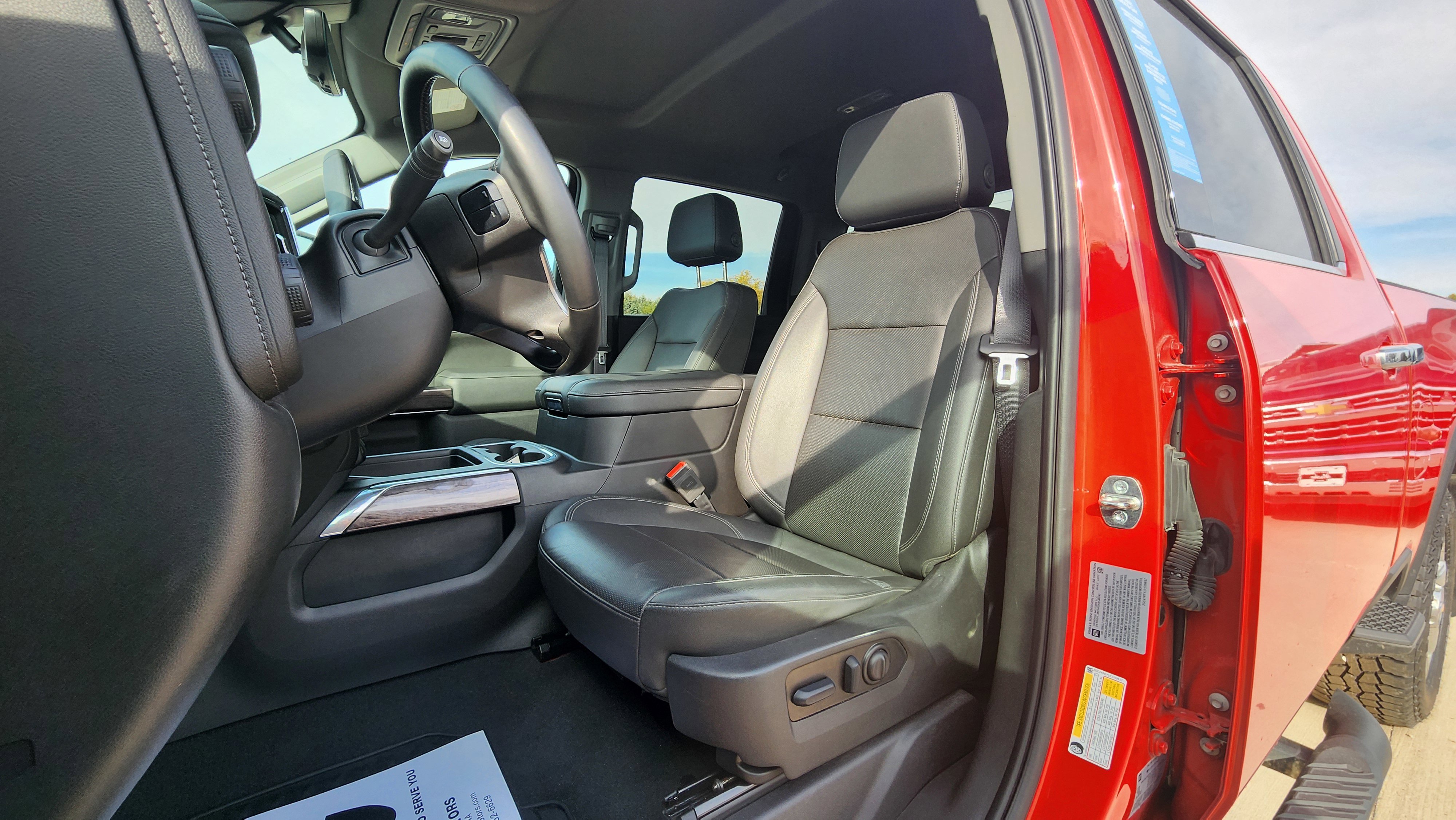 Certified 2023 Chevrolet Silverado 2500 LTZ w/ LTZ Convenience Package image 12