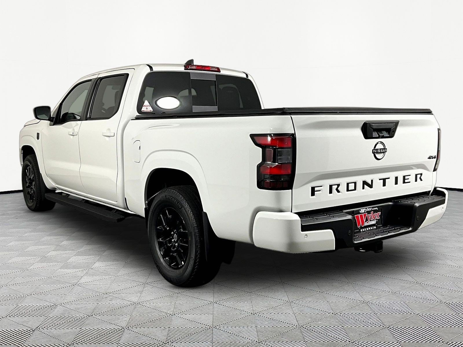 New 2026 Nissan Frontier SV w/ SV Convenience Package AWD/4WD image 4