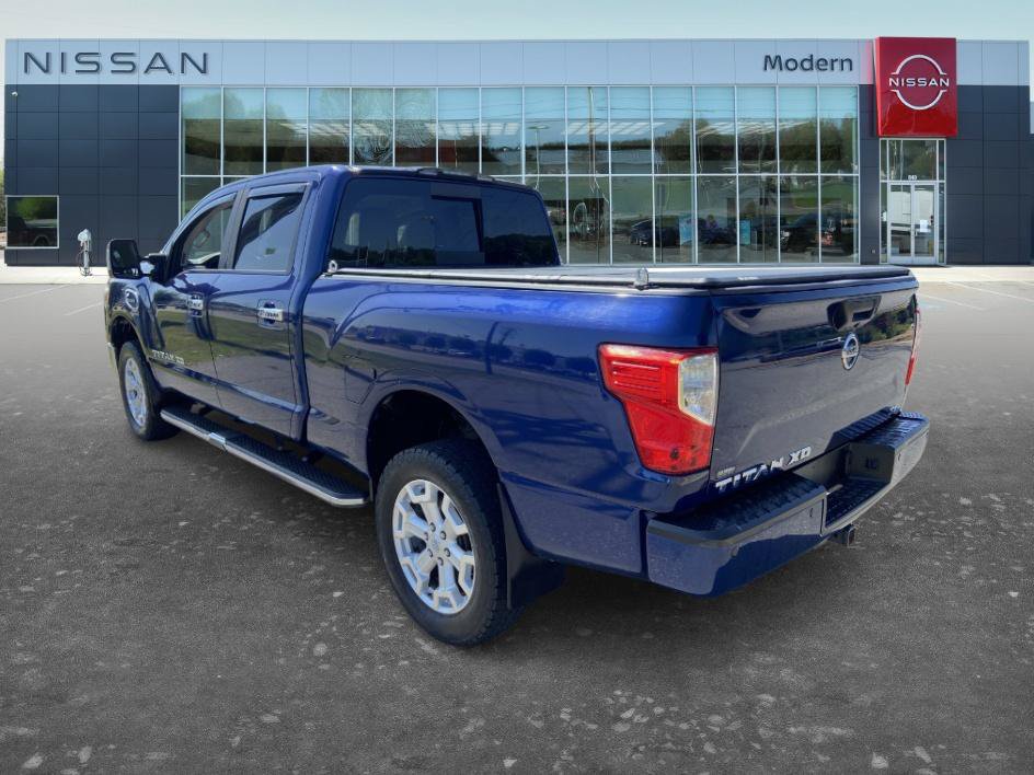 Used 2017 Nissan Titan SL RWD image 6
