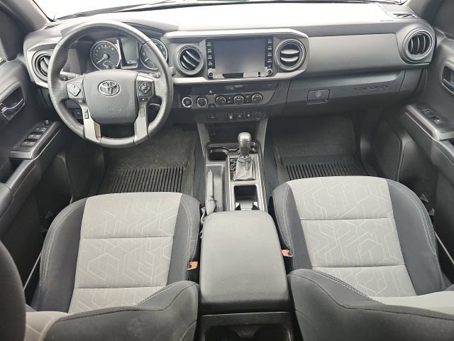 Used 2023 Toyota Tacoma TRD Off-Road AWD/4WD image 10