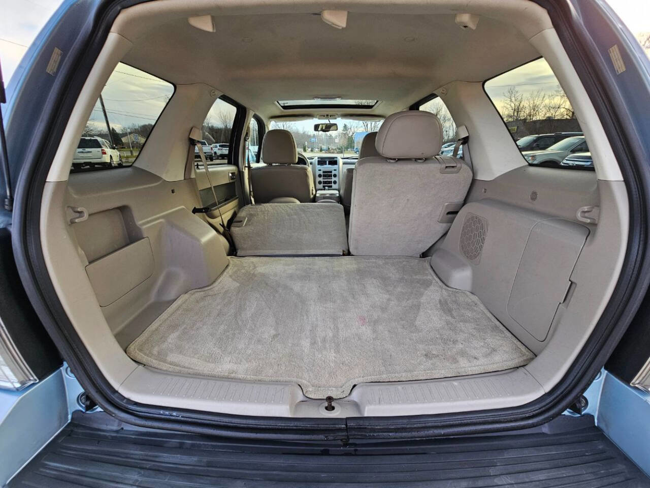 Used 2009 Mercury Mariner Premier image 38