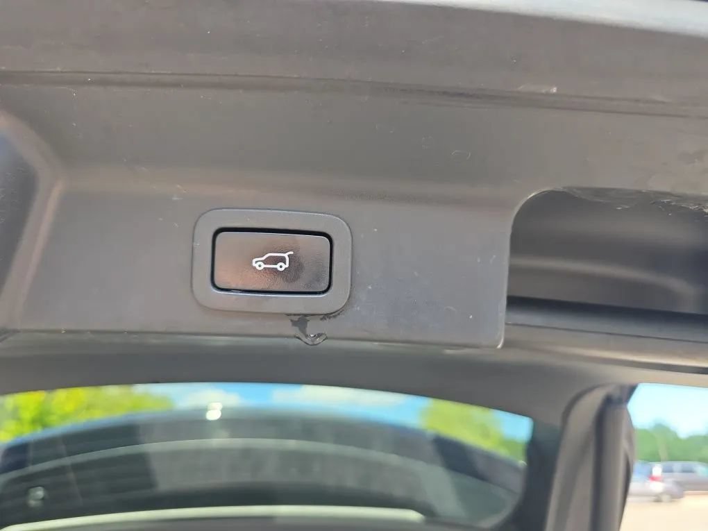 Used 2019 Jaguar F-PACE Premium AWD/4WD image 55