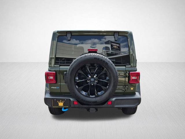 Used 2024 Jeep Wrangler Unlimited Sahara w/ Technology Group AWD/4WD image 9