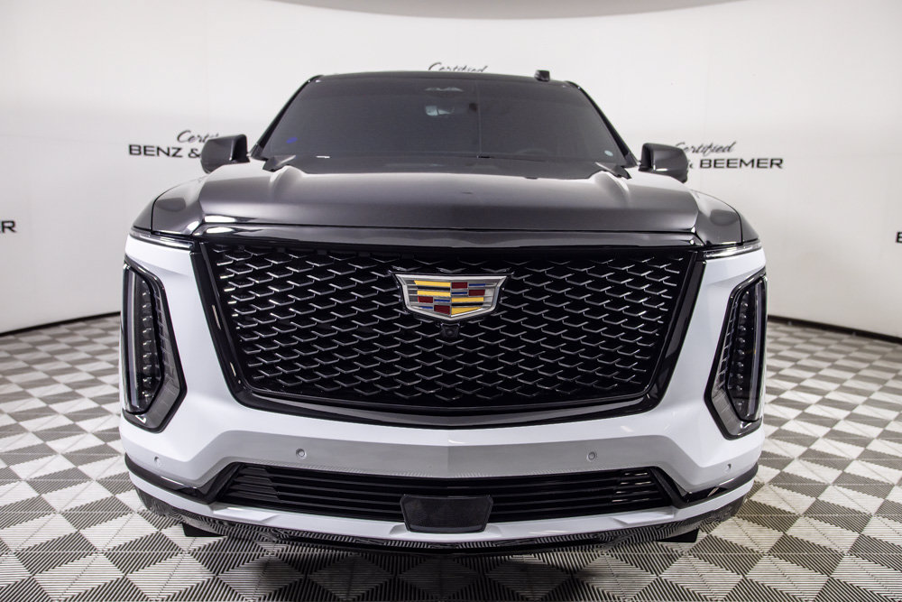 Used 2026 Cadillac Escalade ESV Sport w/ Touring Package AWD/4WD image 5