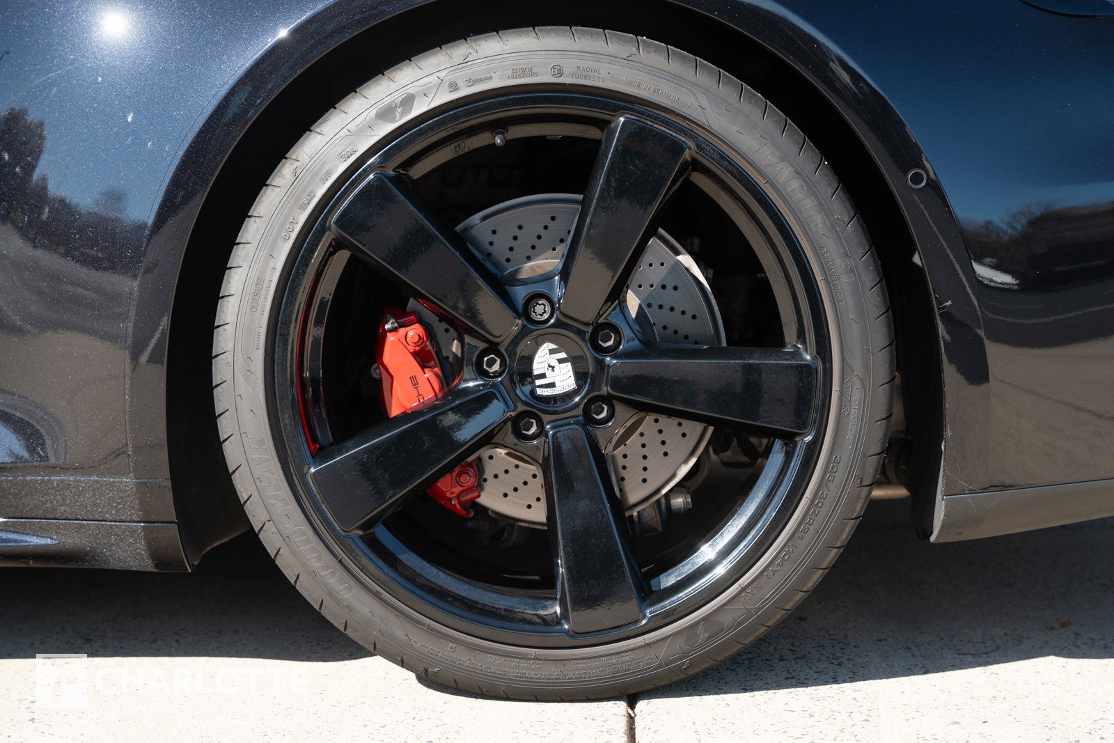 Used 2025 Porsche 911 Carrera image 10