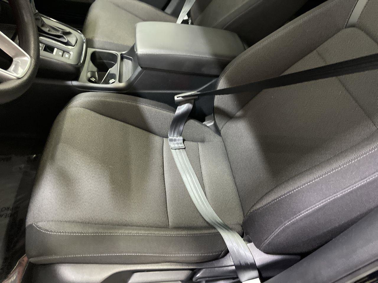 Used 2025 Honda CR-V LX image 11