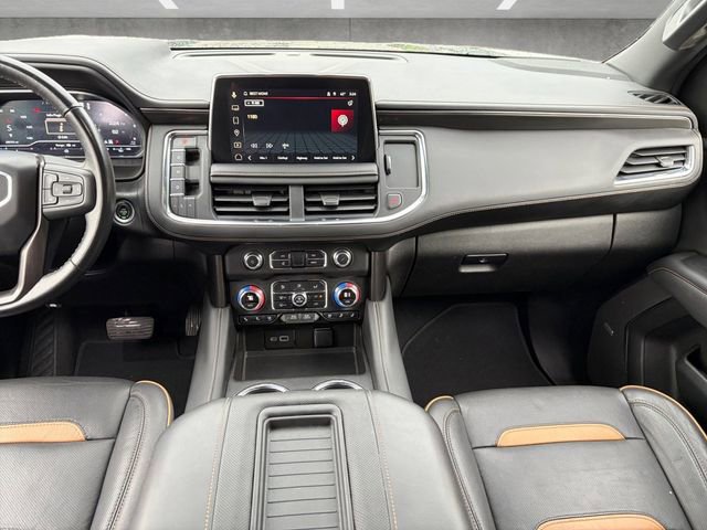 Used 2023 GMC Yukon XL AT4 w/ AT4 Premium Package image 3