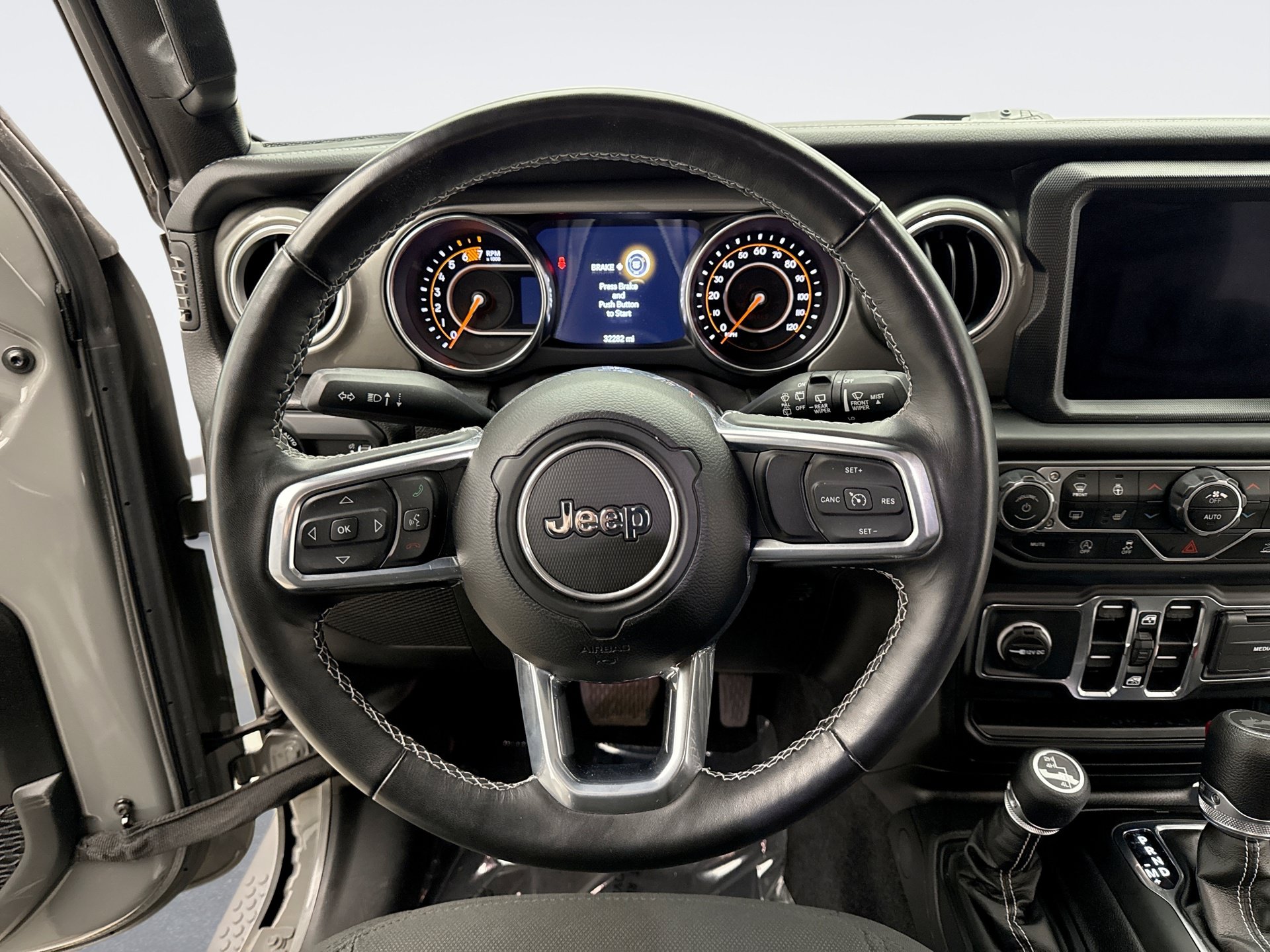 Used 2023 Jeep Wrangler Unlimited Sahara w/ Cold Weather Group AWD/4WD image 12