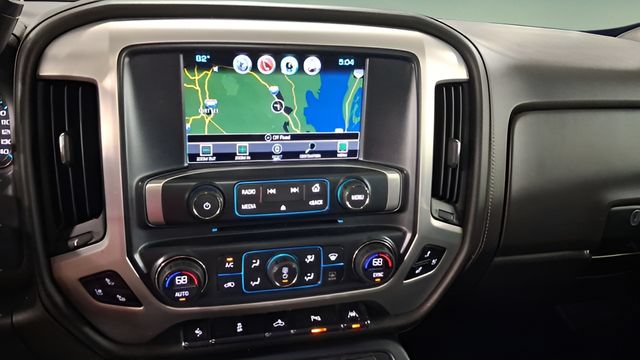Used 2018 GMC Sierra 1500 SLT AWD/4WD image 30