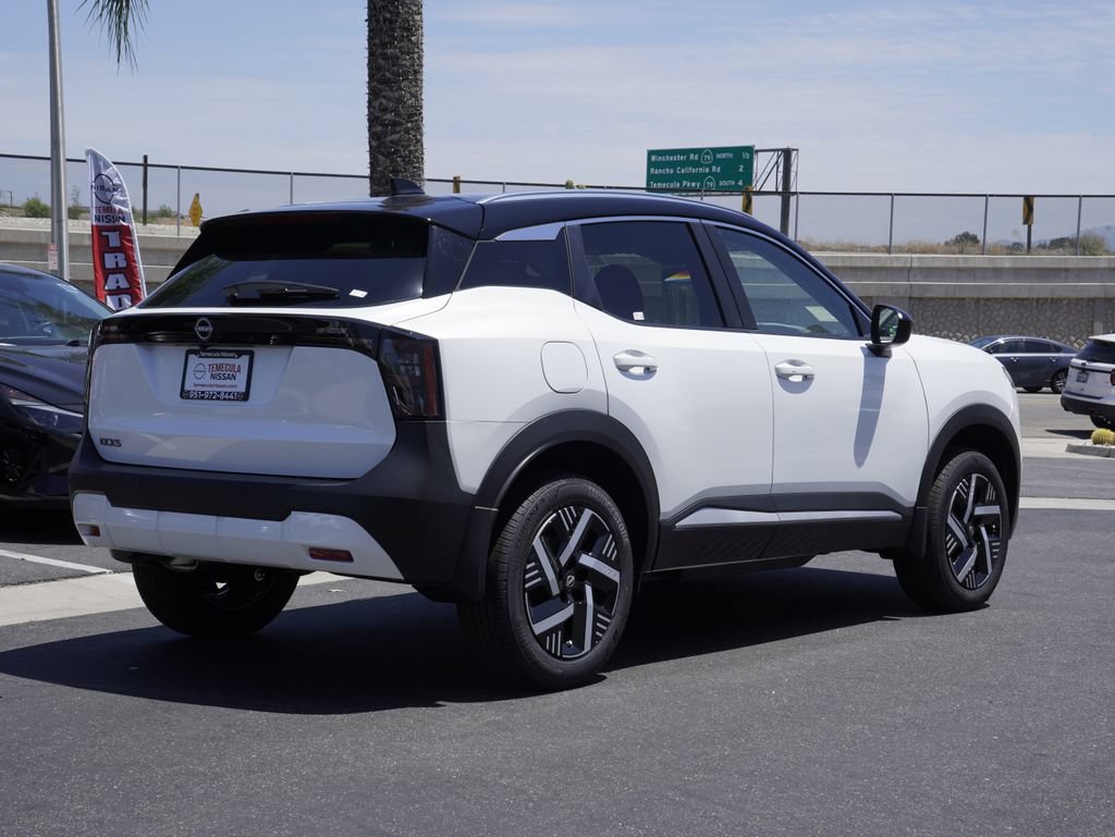 New 2026 Nissan Kicks SV FWD image 4