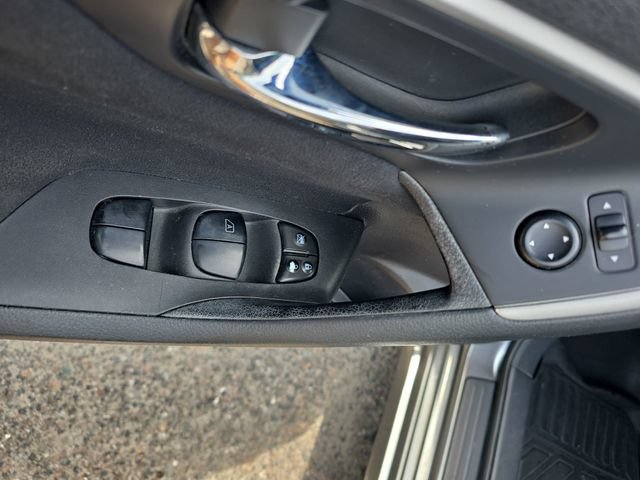 Used 2015 Nissan Altima 2.5 S w/ Power Driver Seat Package FWD image 32