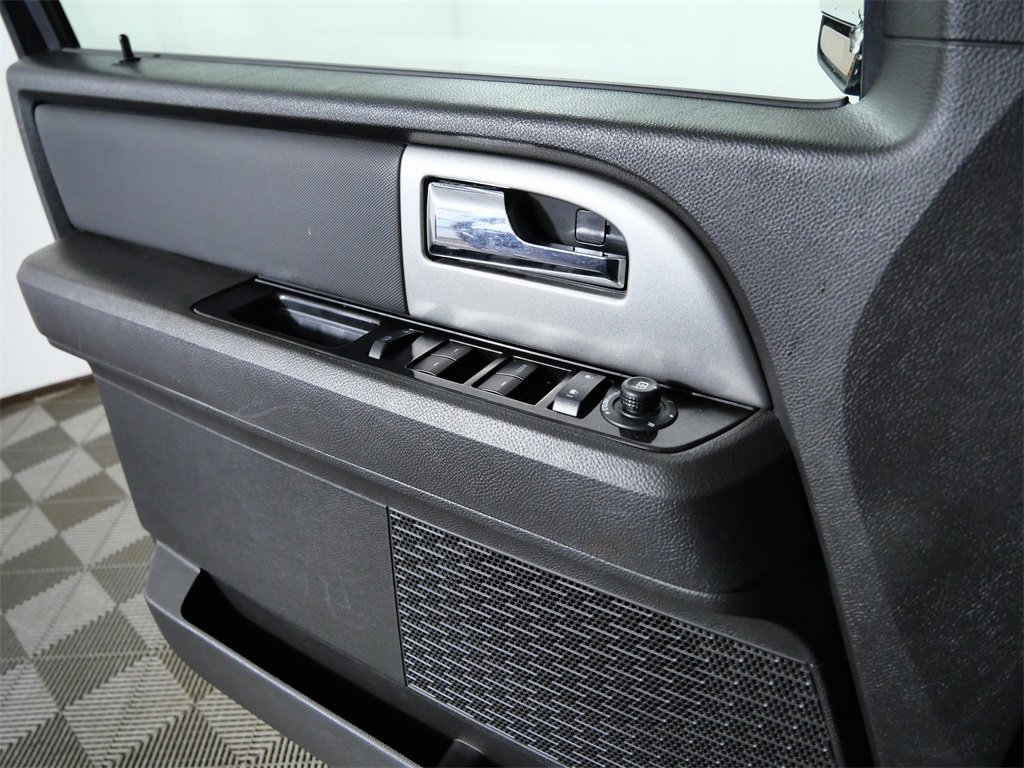 Used 2012 Ford Expedition EL Limited image 28