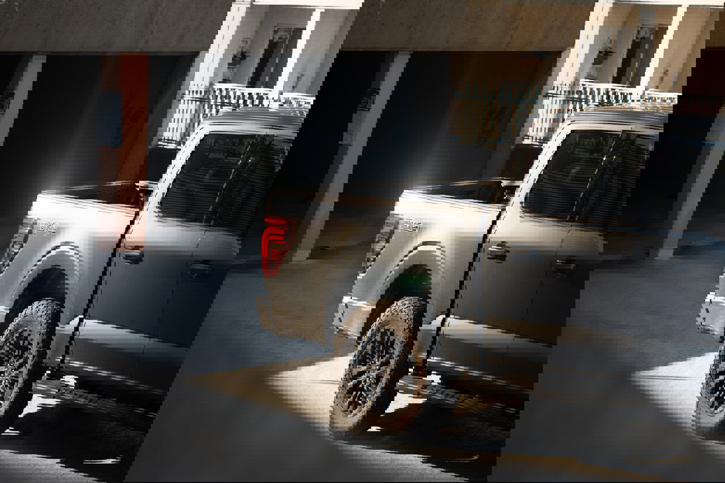 Used 2025 Ford F150 Lariat w/ Equipment Group 502A High image 2