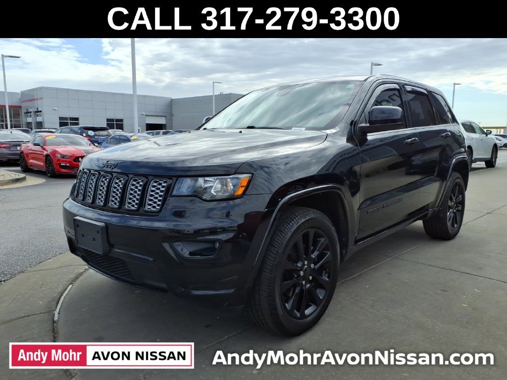 Used 2019 Jeep Grand Cherokee Altitude AWD/4WD image 4