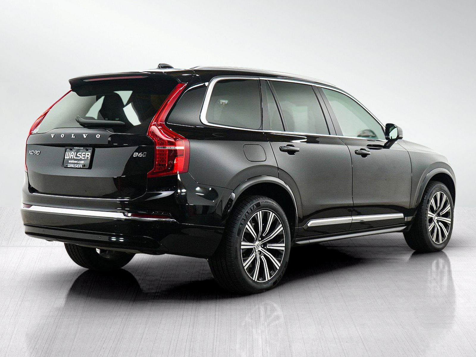 Used 2024 Volvo XC90 B6 Core w/ Protection Package Premier AWD/4WD image 5