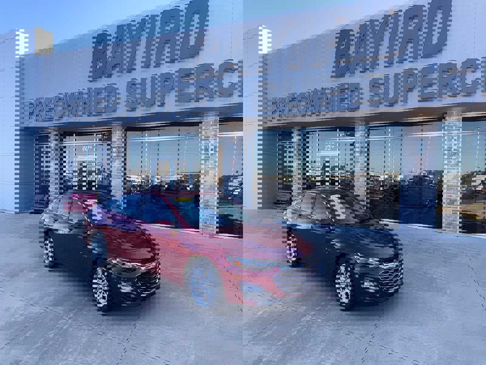 Used 2024 Chevrolet Malibu LT image 1