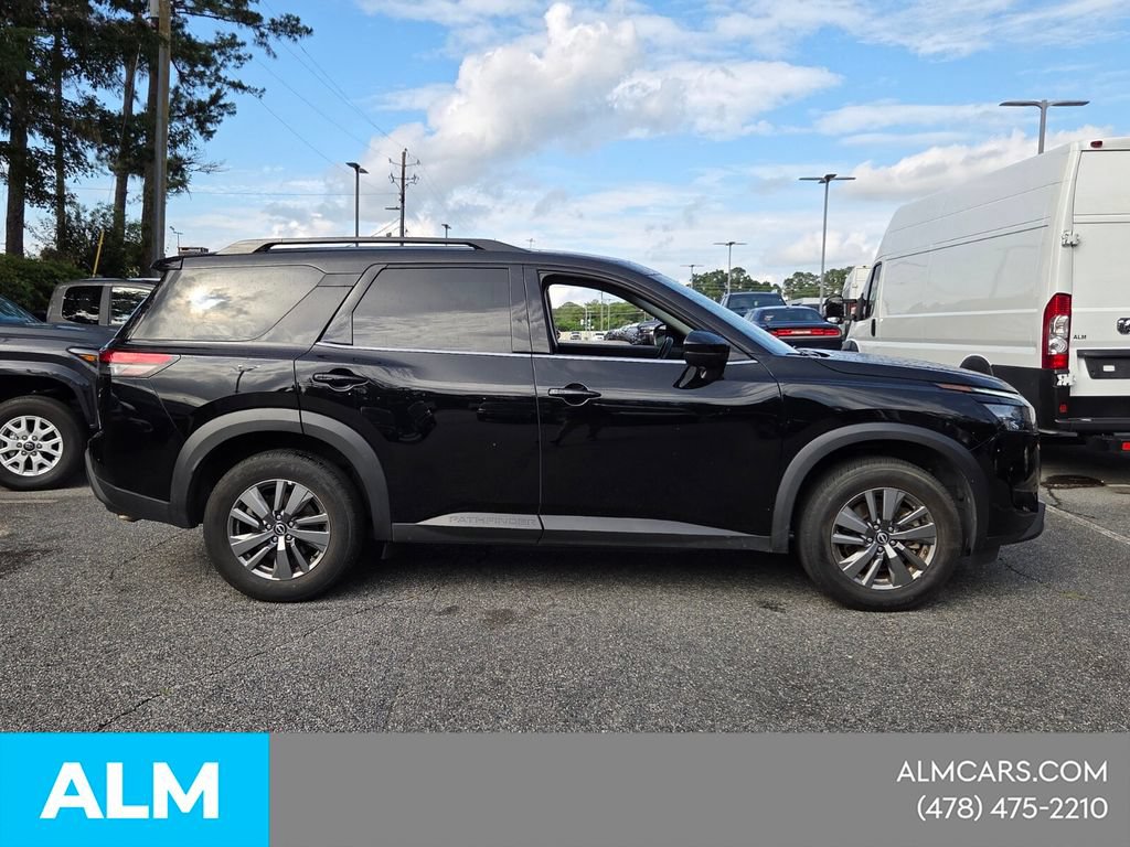 Used 2025 Nissan Pathfinder SV FWD image 14