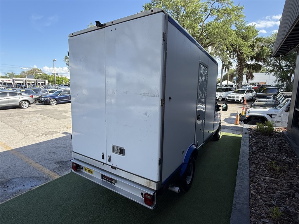 Used 2023 Ford E-350 and Econoline 350 Super Duty w/ Power Windows & Locks Group RWD image 6