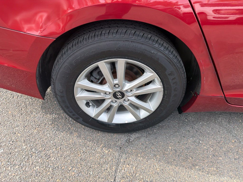 Used 2016 Hyundai Sonata SE FWD image 32