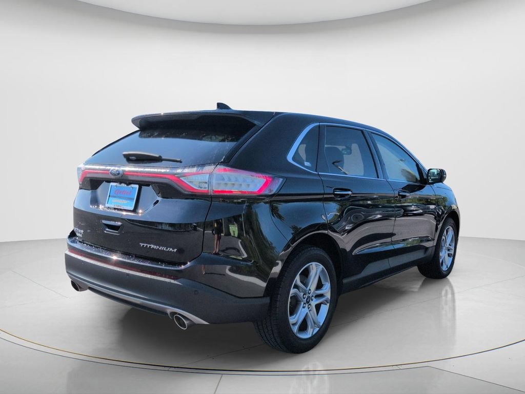 Used 2018 Ford Edge Titanium FWD image 5