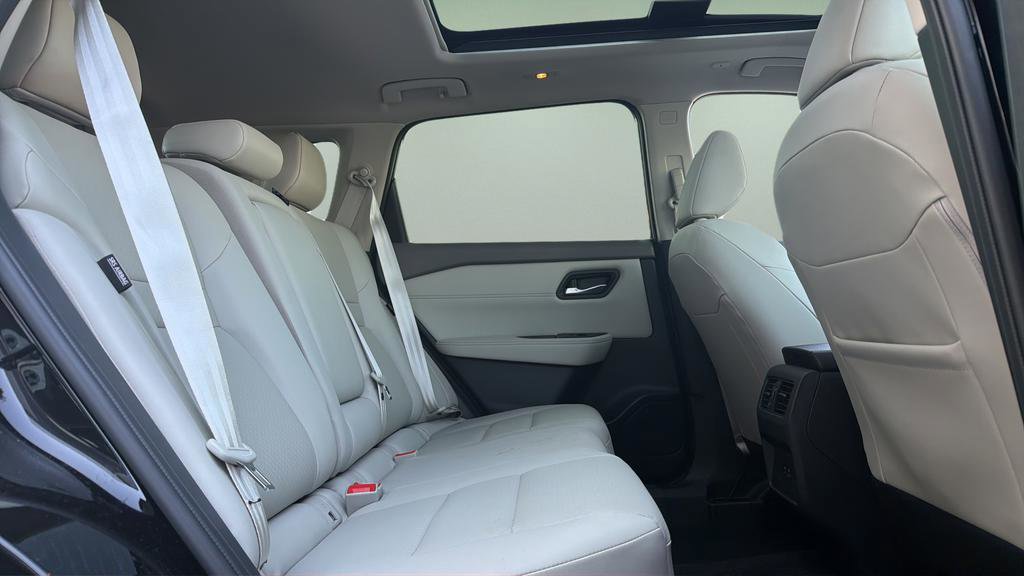Certified 2023 Nissan Rogue SV w/ SV Premium B Package image 21