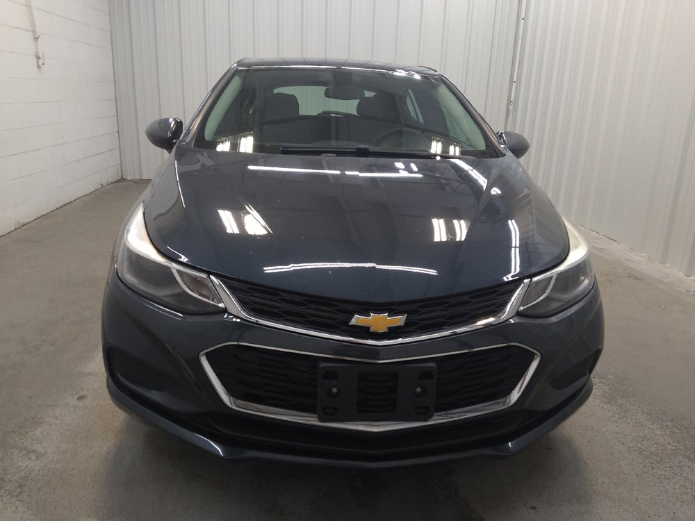 Used 2018 Chevrolet Cruze LT FWD image 14