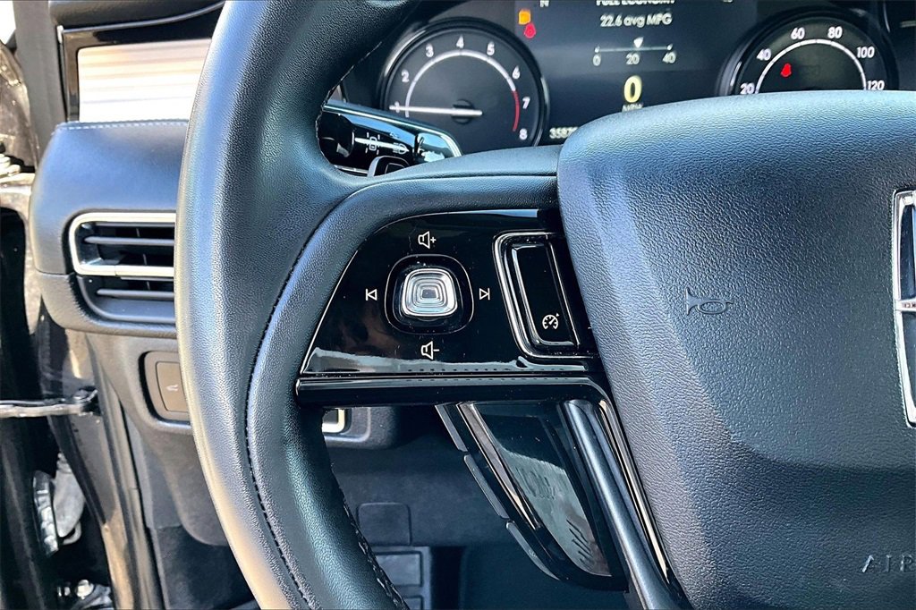 Used 2022 Lincoln Corsair FWD image 18