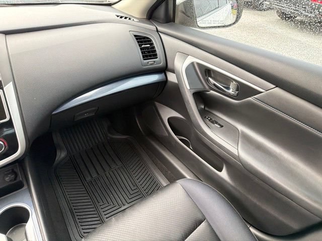 Used 2018 Nissan Altima 2.5 SR FWD image 19
