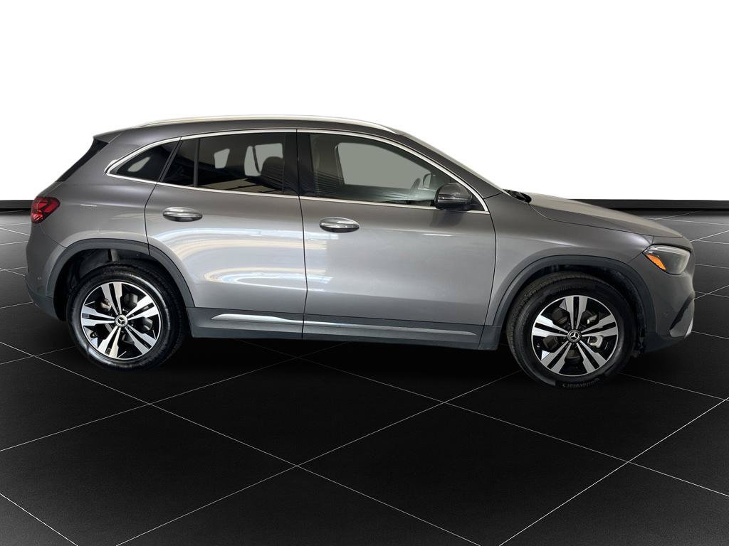 Used 2025 Mercedes-Benz GLA 250 4MATIC image 6
