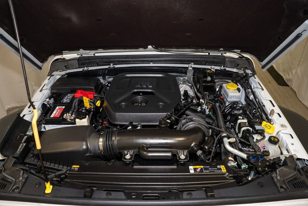 Used 2024 Jeep Wrangler Sport S image 21