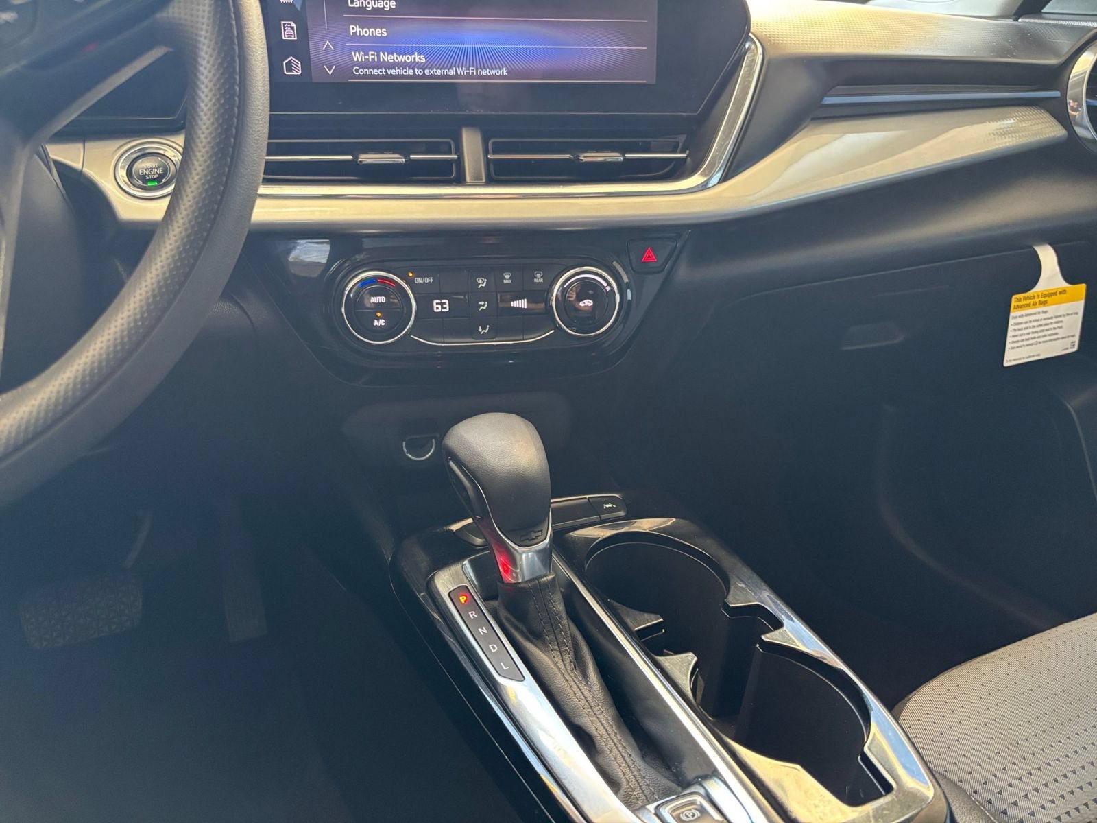 Used 2025 Chevrolet Trax LT FWD image 40