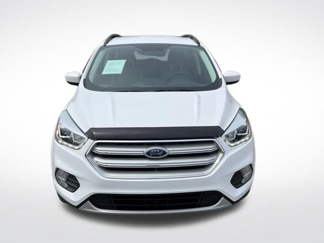 Used 2017 Ford Escape SE w/ Equipment Group 201A FWD image 2