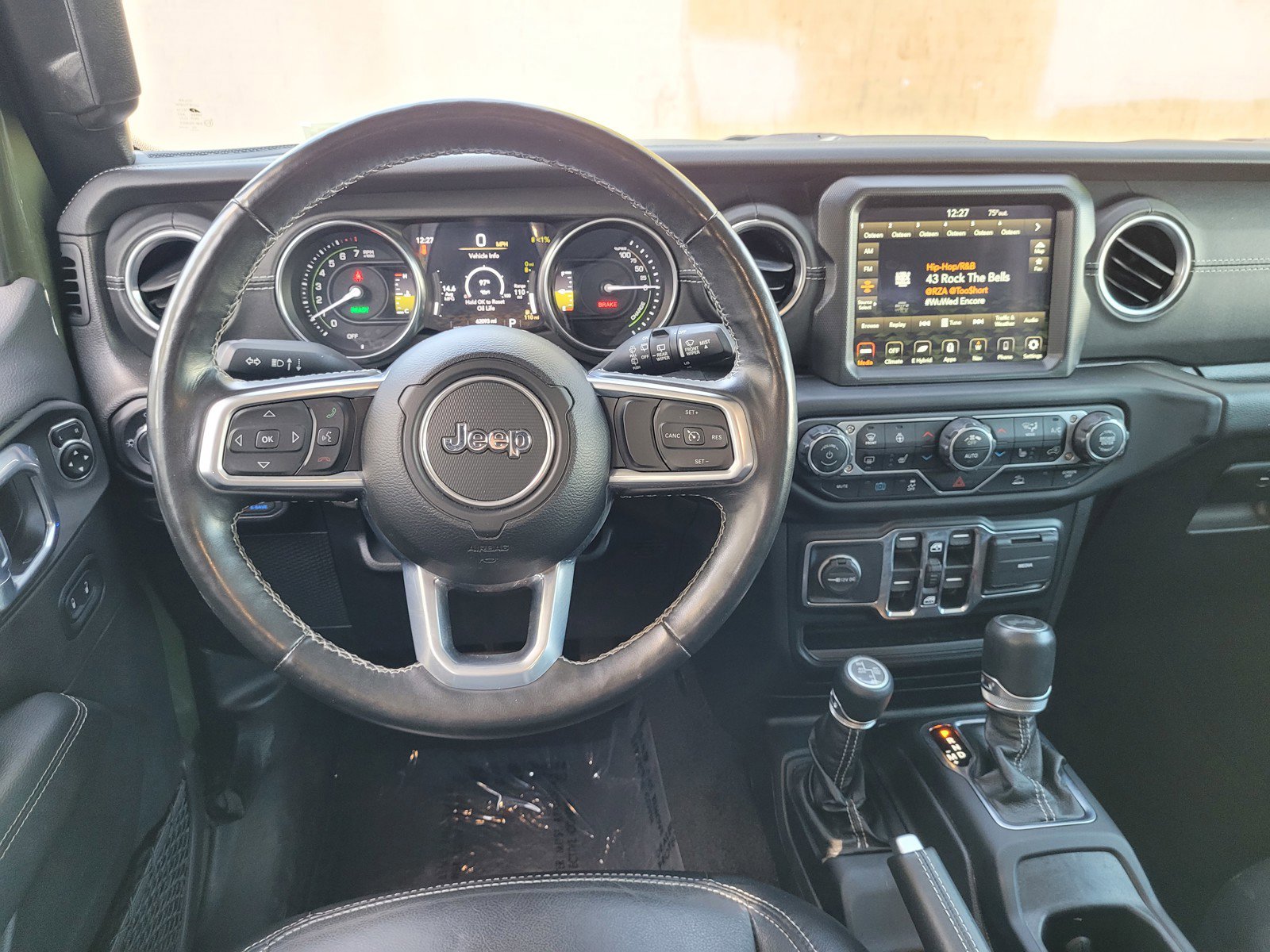 Used 2021 Jeep Wrangler Unlimited Sahara w/ Cold Weather Group image 18