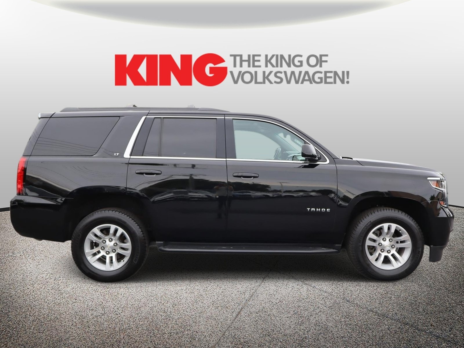 Used 2019 Chevrolet Tahoe LT w/ Max Trailering Package AWD/4WD image 2
