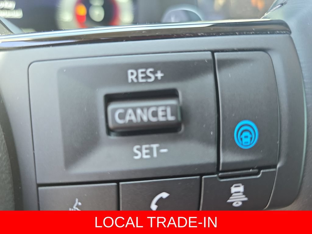 Used 2024 Nissan Pathfinder Platinum AWD/4WD image 19