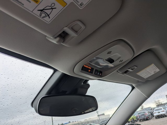 Used 2025 Chevrolet Trax LT image 20