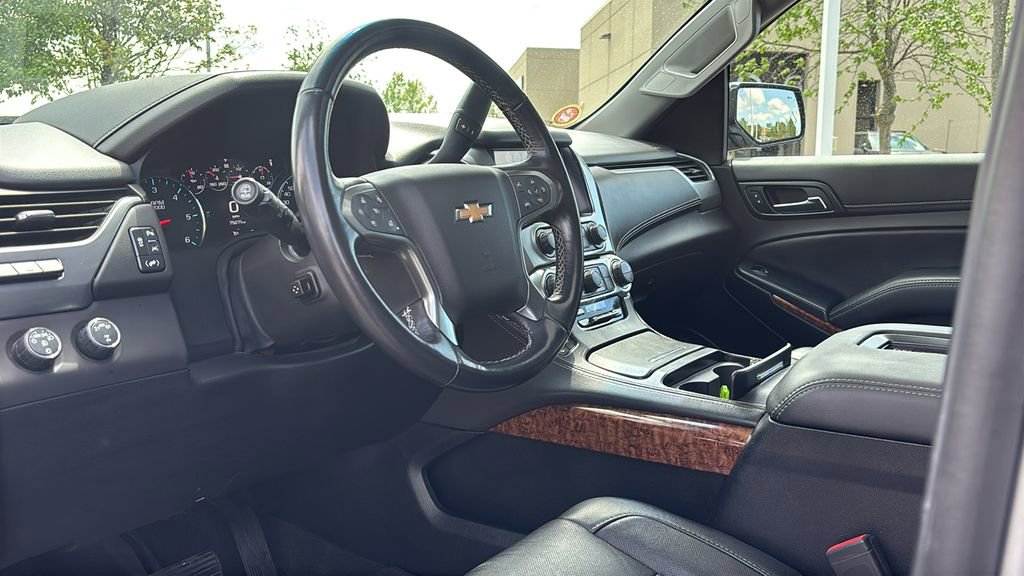Used 2018 Chevrolet Tahoe Premier AWD/4WD image 27