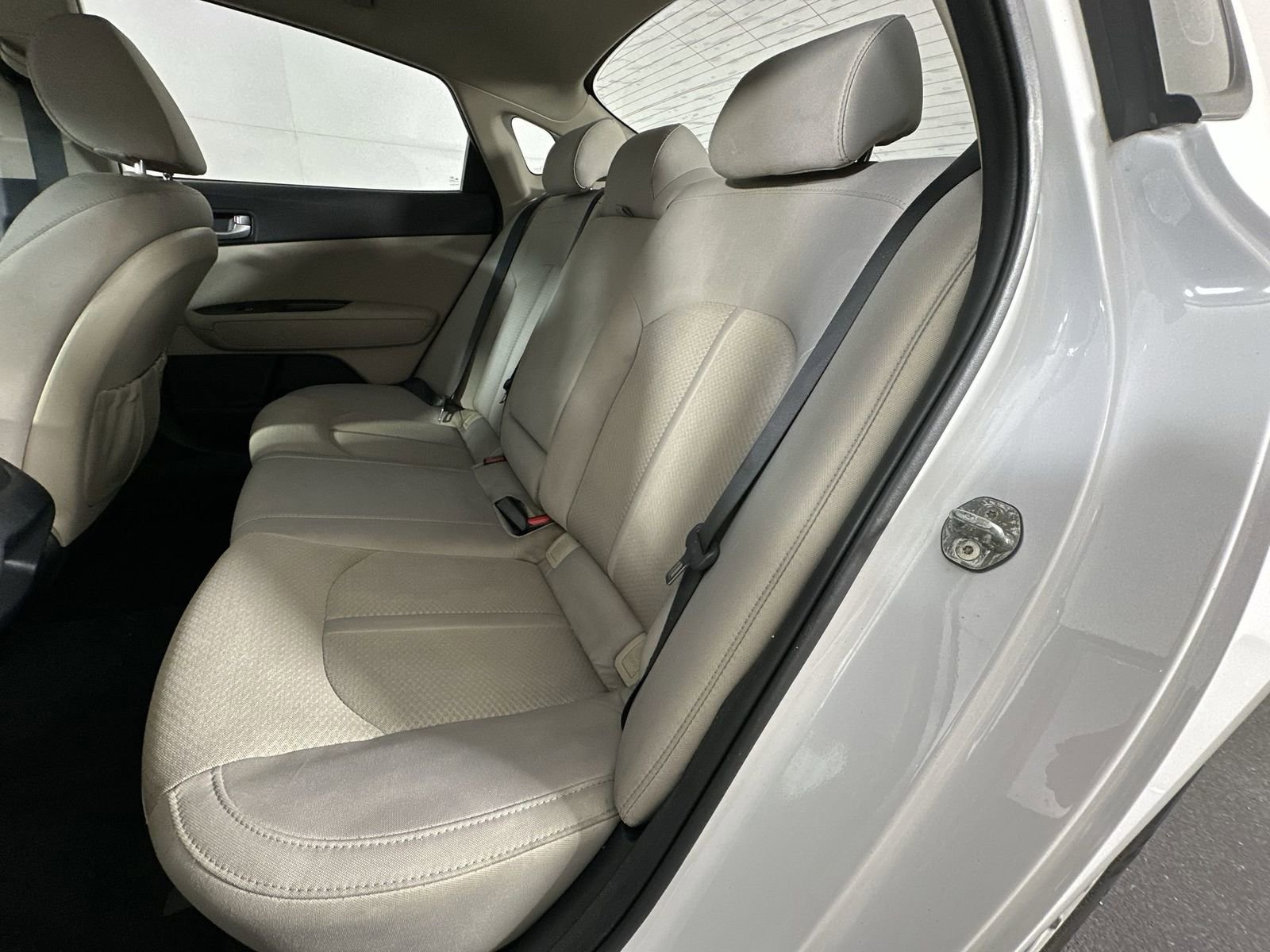 Used 2017 Kia Optima LX image 27