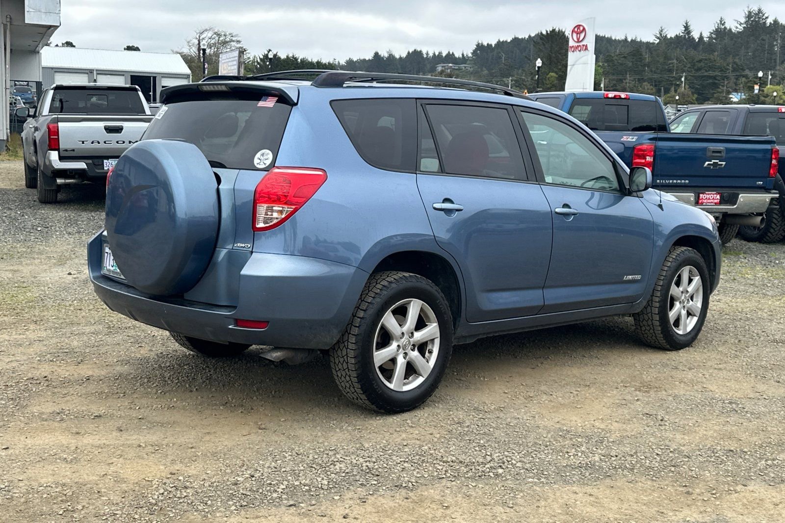 Used 2007 Toyota RAV4 Limited AWD/4WD image 5