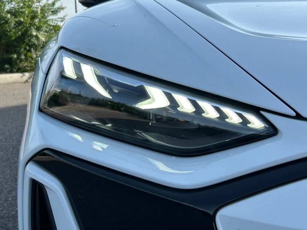 Used 2025 Audi S e-tron GT Premium Plus AWD/4WD image 42