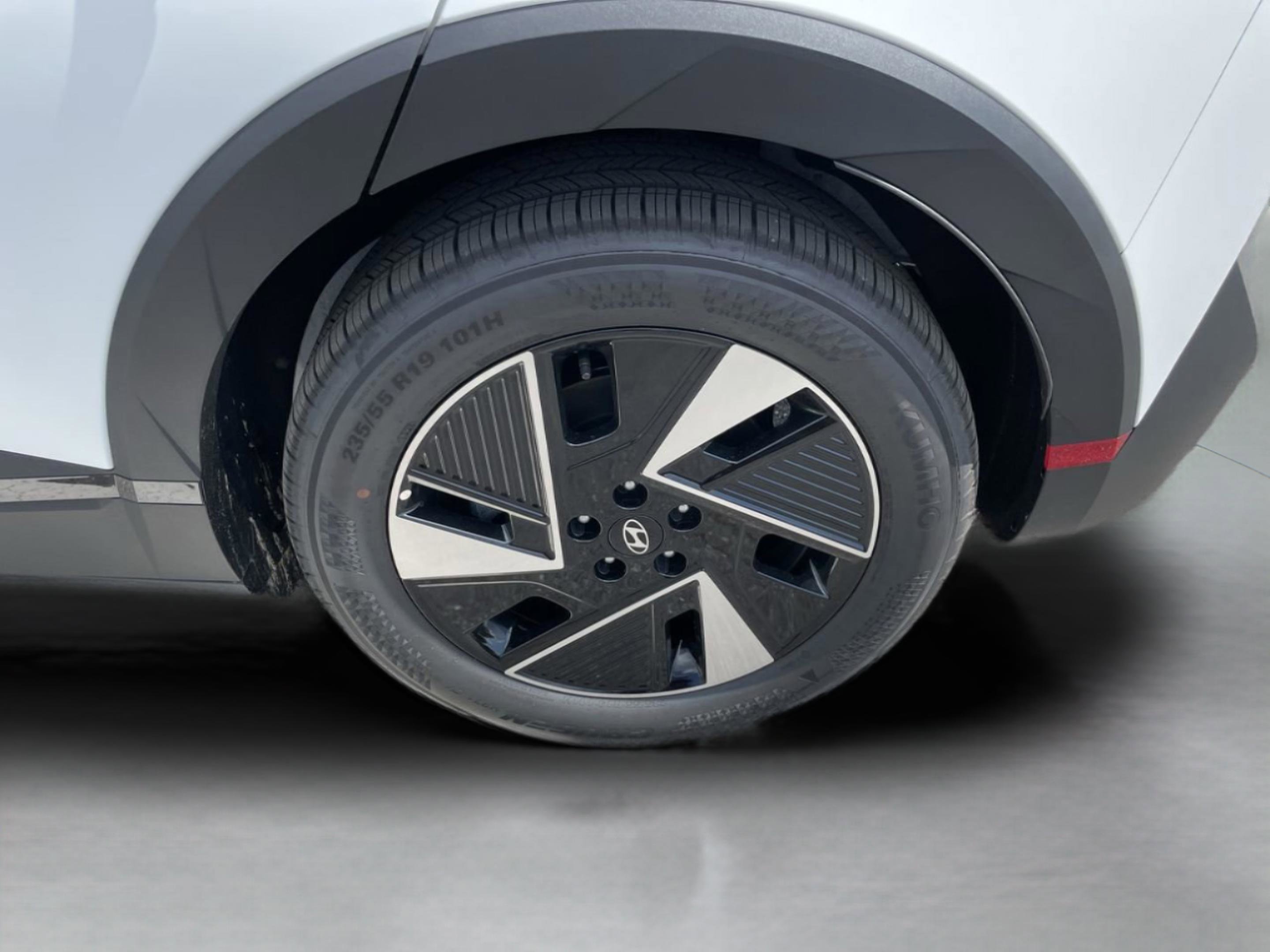 New 2025 Hyundai Ioniq 5 SEL image 30