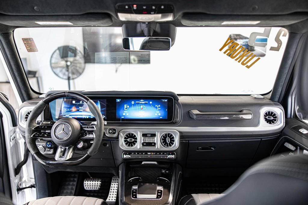 Used 2025 Mercedes-Benz G 63 AMG 4MATIC image 38