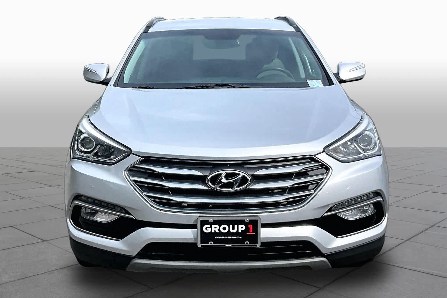 Used 2018 Hyundai Santa Fe Sport w/ 2.4L Value Package 02 AWD/4WD image 4