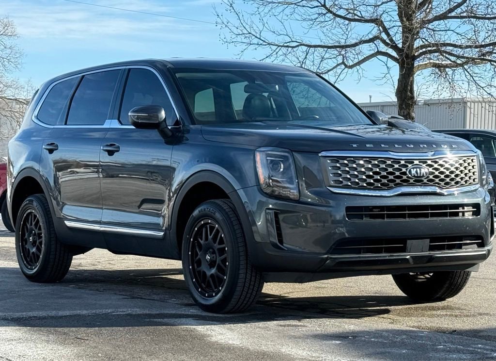 Used 2020 Kia Telluride LX AWD/4WD image 7