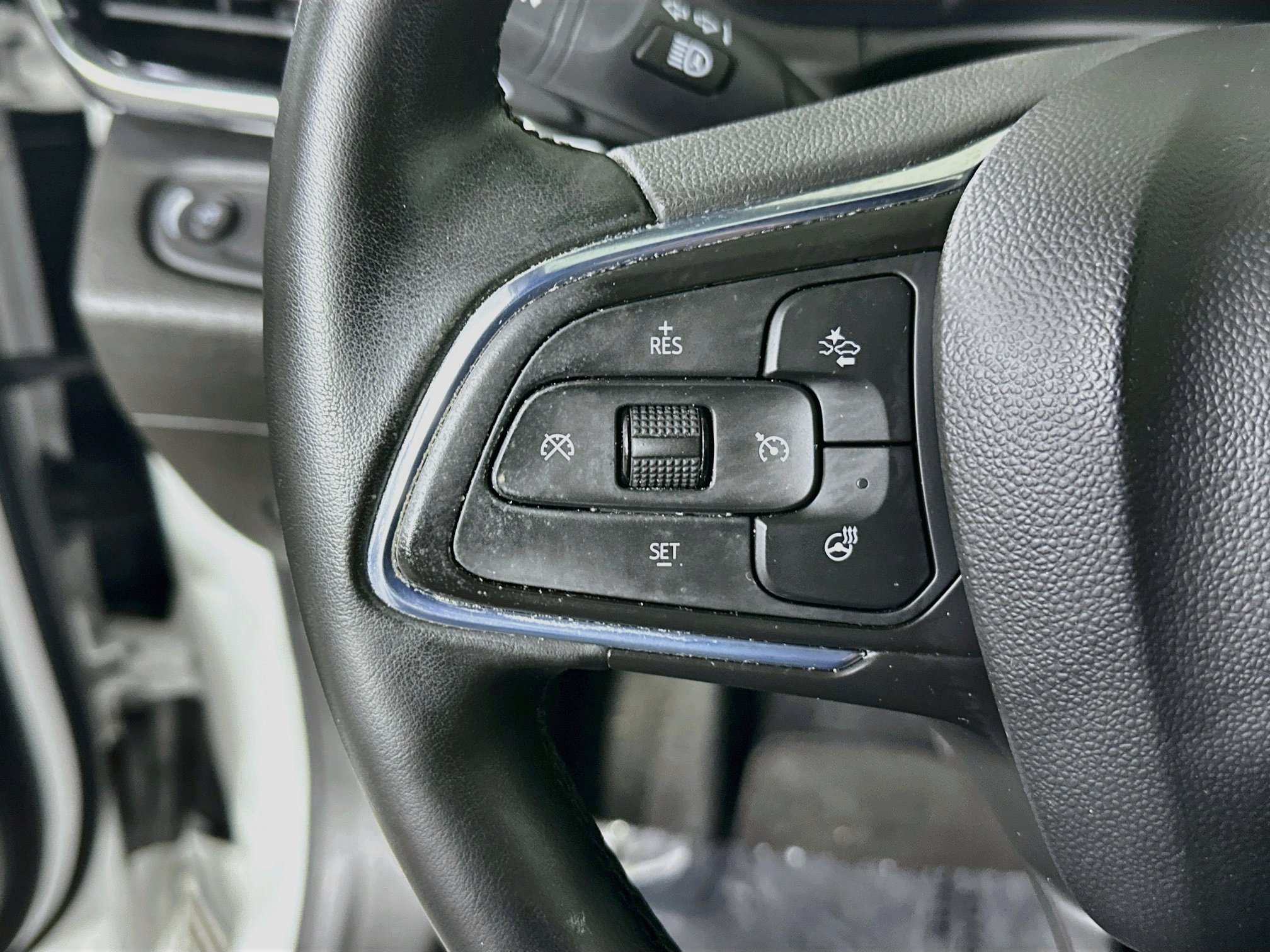 Used 2024 Buick Envista Avenir FWD image 16