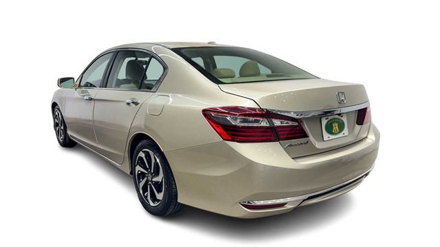 Used 2017 Honda Accord EX-L image 2