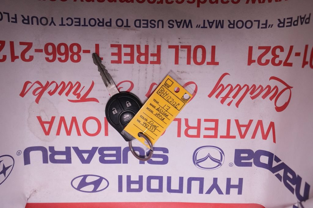 Used 2017 Nissan Versa SV FWD image 32